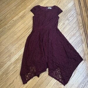 BeryLove Floral Lace short Cap SleeveBurgundy-midi dress size medium
